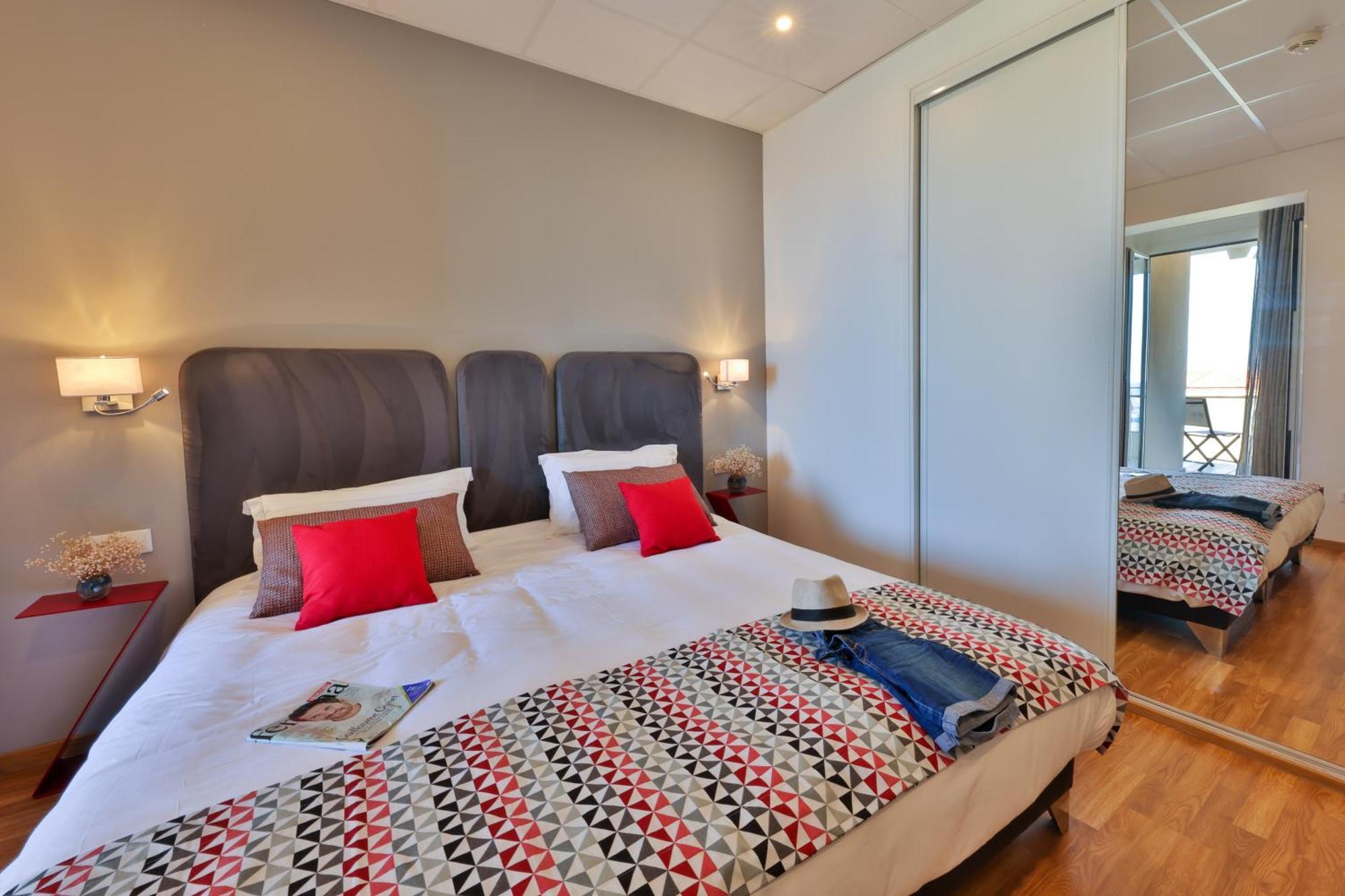 Méditerranée Hotel 3*