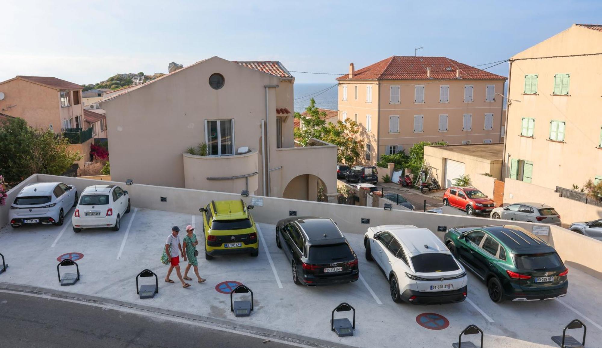 Hotel Méditerranée Calvi (Corsica)