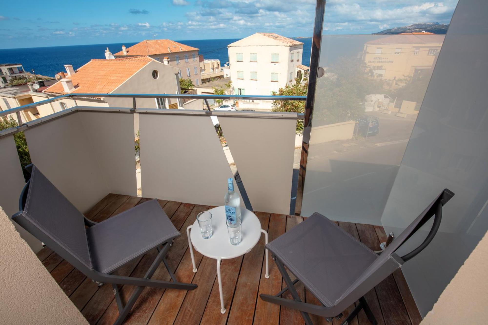 Mediterranee Hotel Calvi (Corsica)